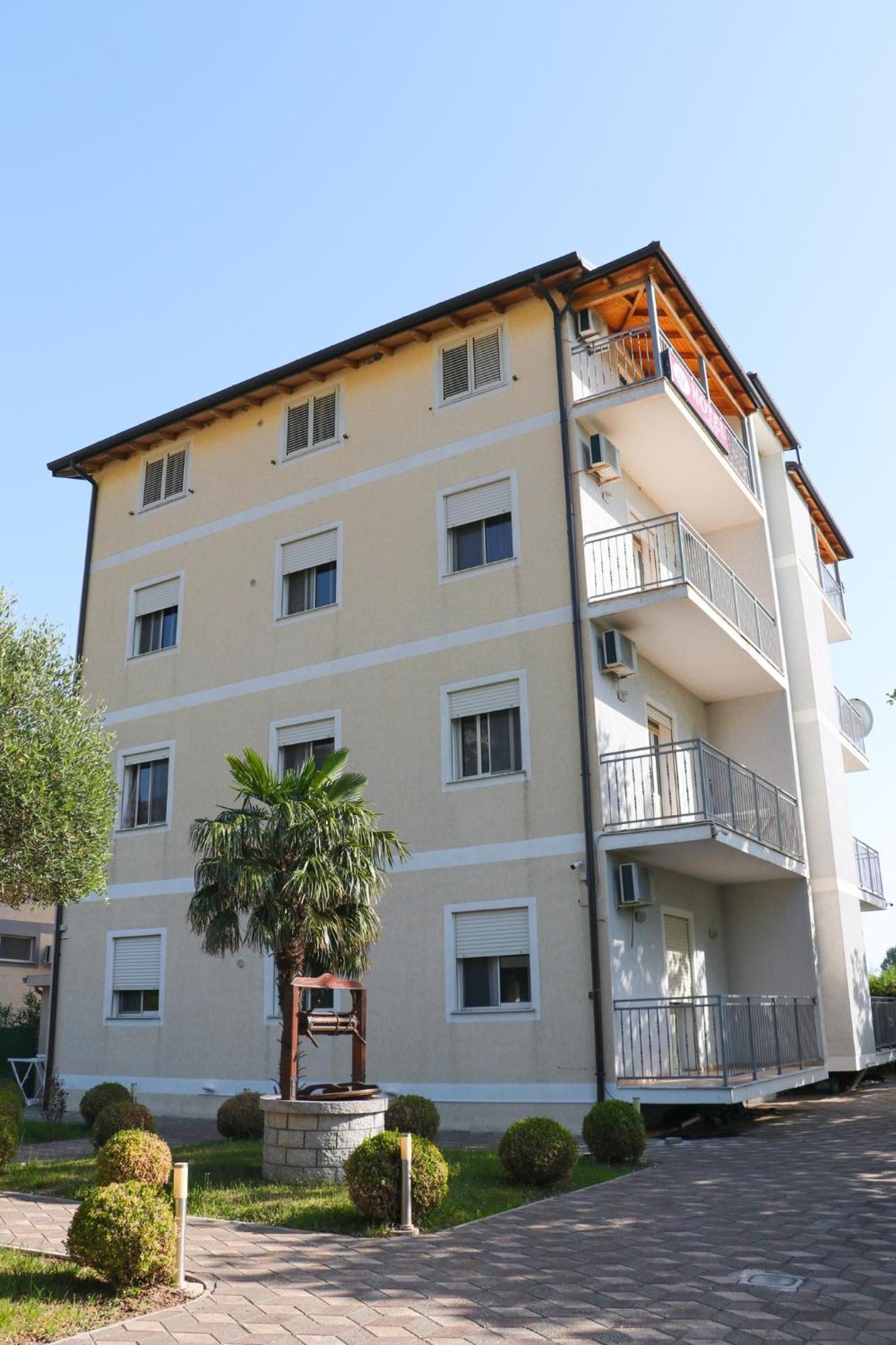 Hotel As Baks-Rrjoll Shkodër Dış mekan fotoğraf